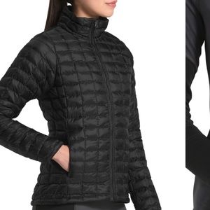 NWT North Face thermoball packable jacket